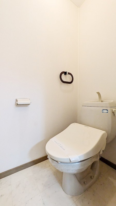 トイレ　シャワートイレ