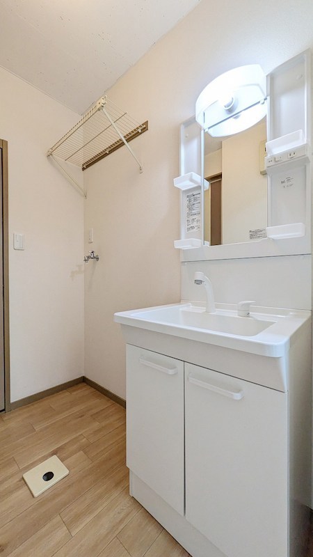 洗面設備　洗髪洗面化粧台