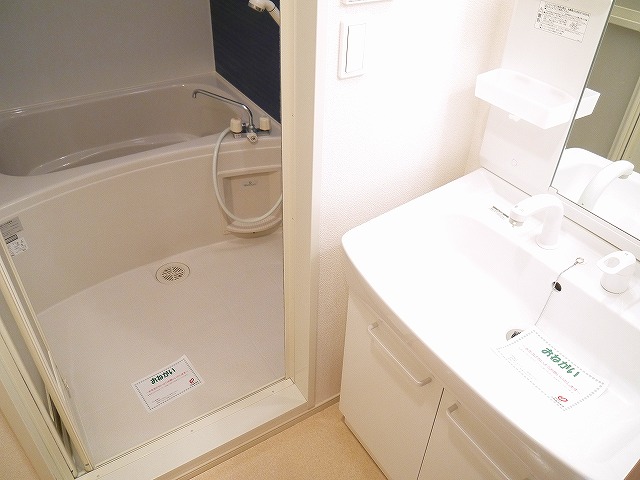 洗面設備　使いやすい洗面所です