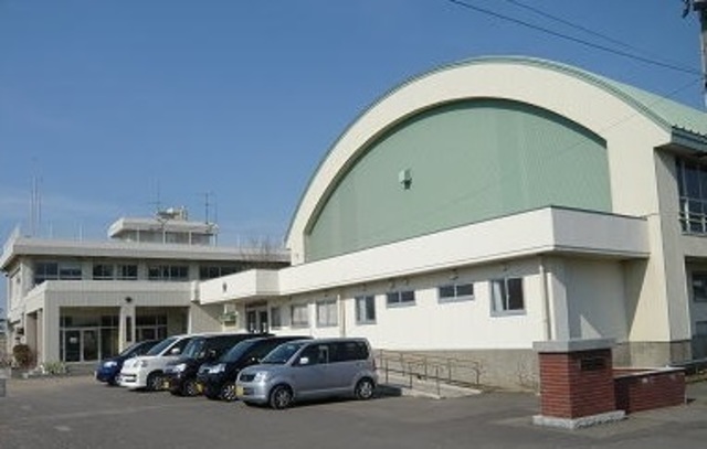 小学校　新潟市立新飯田小学校（小学校）まで570m
