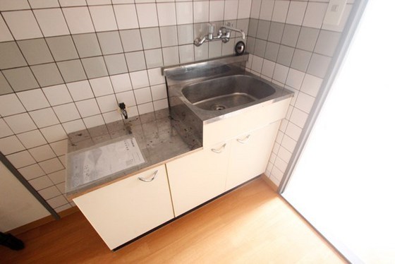 キッチン　※別部屋の写真です