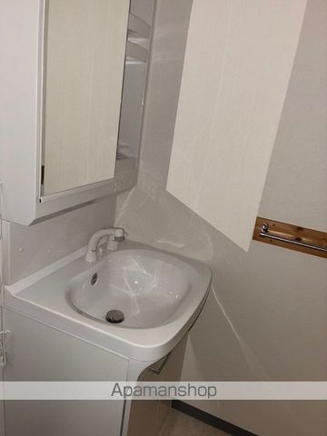 アーヴェイン古泉B棟の内装写真