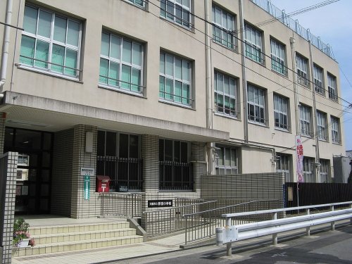 小学校　大阪市立野里小学校（小学校）まで398m