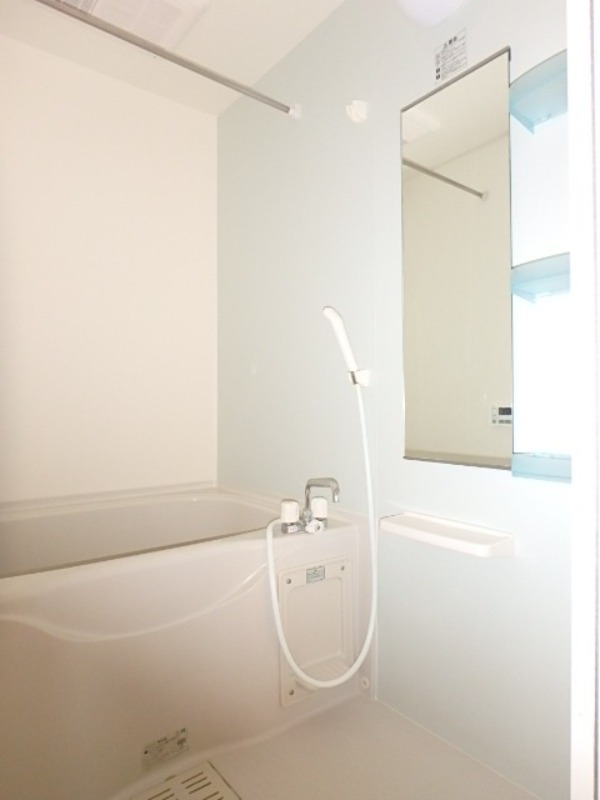 バス・シャワールーム　図面と現状に相違がある場合には現状を優先