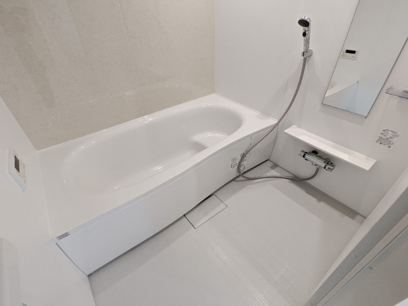 バス・シャワールーム　図面と現状に相違がある場合には現状を優先