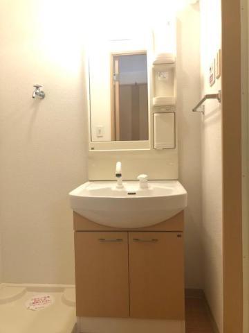 洗面設備　洗髪洗面化粧台