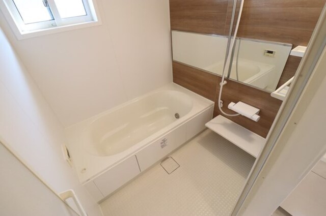 バス・シャワールーム　浴室