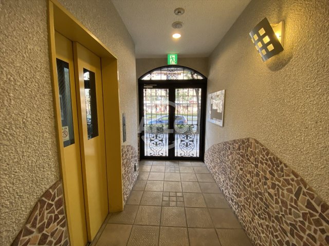 ロビー　ミキハウス上本町　ロビー