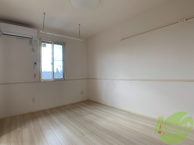 その他部屋・スペース　ゆったり出来そうな広さの洋室。寝室にいかがでしょうか？