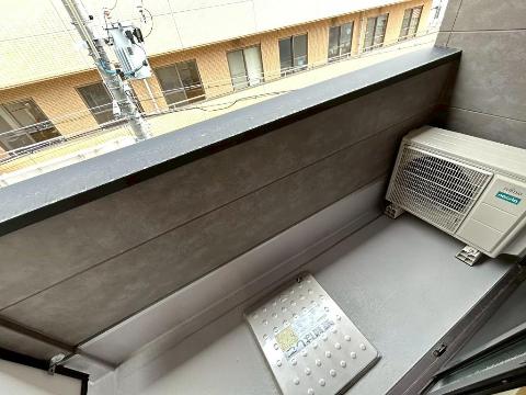 バルコニー　ベランダ