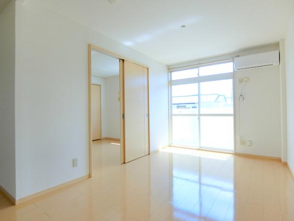 居室・リビング　写真は別のお部屋のイメージです