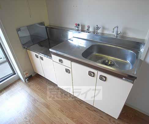 キッチン　２口コンロ設置可能です