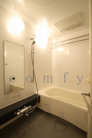 バス・シャワールーム　追炊き・浴室乾燥機付きバス
