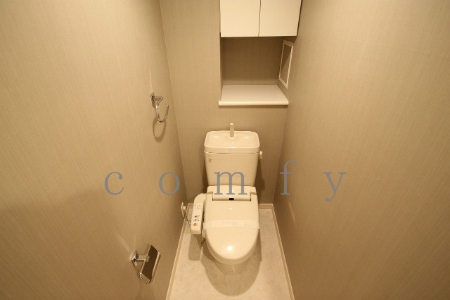 トイレ　ウォシュレット付きトイレ