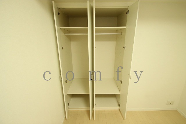 収納　クローゼット