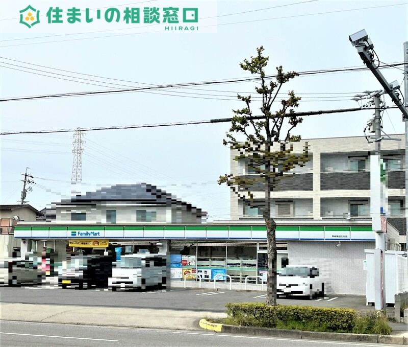 コンビニ　ファミリーマート岡崎鴨田広元店（コンビニ）まで766m
