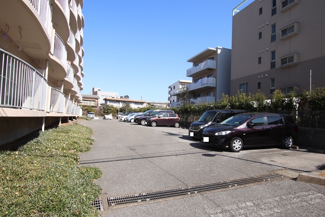 駐車場　敷地内駐車場※要空き確認