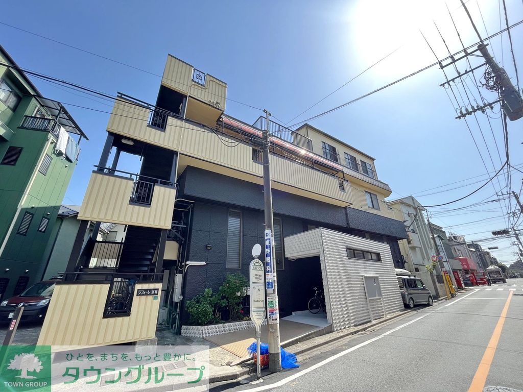 建物外観　新築工事中