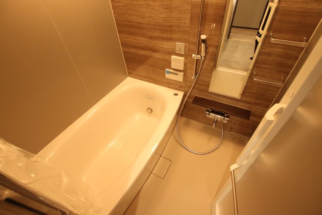 バス・シャワールーム　※別室の参考写真の為、現況優先です。