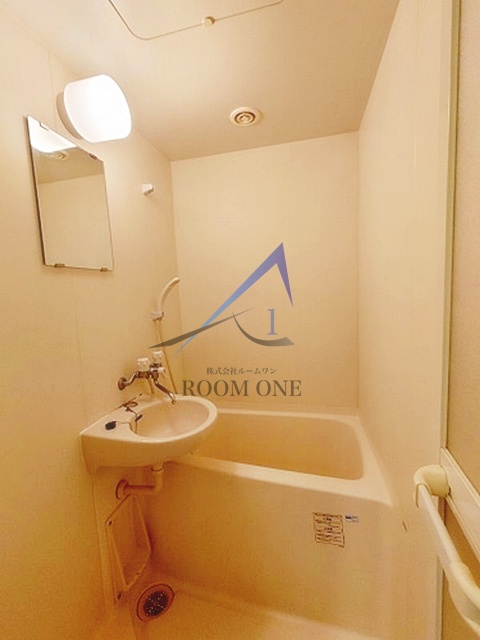 バス・シャワールーム　お風呂です。