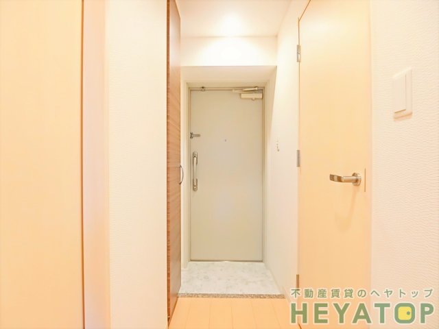 玄関　シューズボックス付き玄関（同仕様写真）