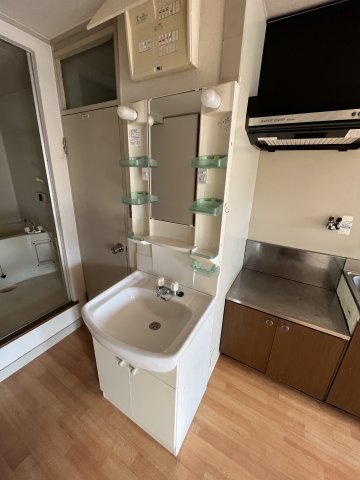 洗面設備　独立洗面化粧台付きでおすすめです！