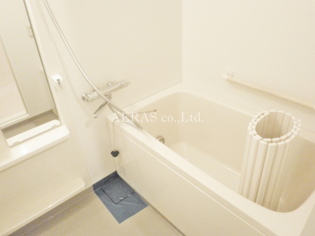 バス・シャワールーム　追い焚き機能付バス