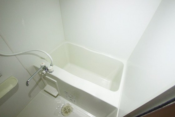 バス・シャワールーム　※別号室の写真です
