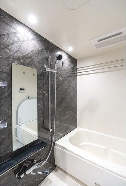 洗面設備　追焚機能付きです