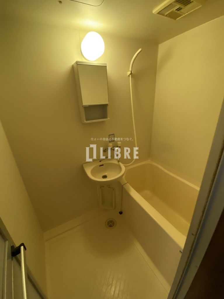 バス・シャワールーム　バス