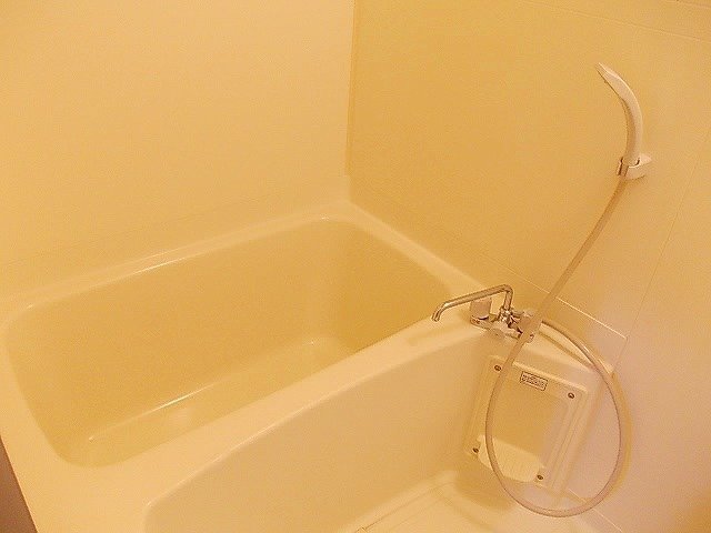 バス・シャワールーム　お風呂です