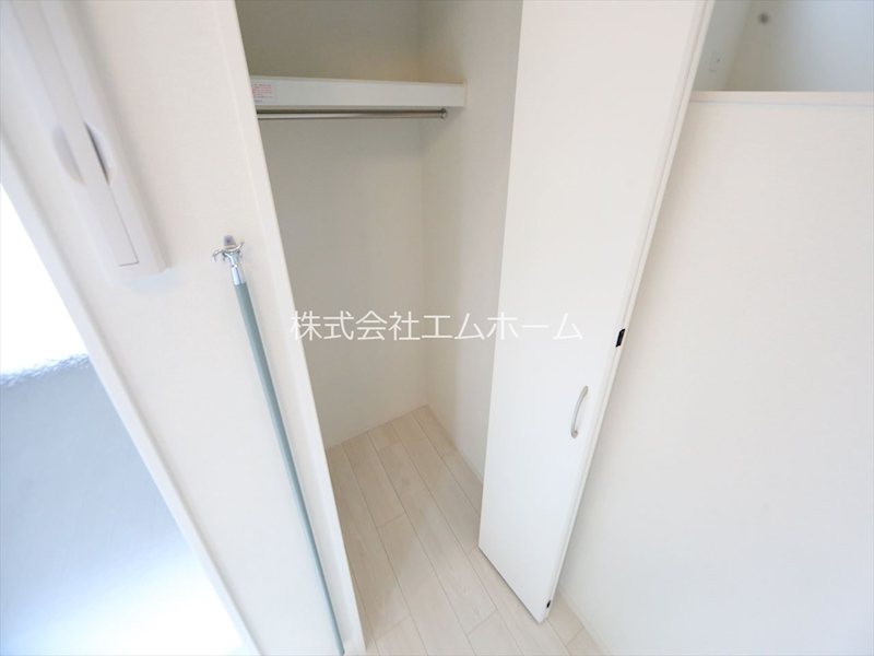 収納　クローゼット付