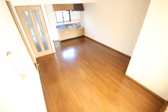 居室・リビング　※現状優先となります。