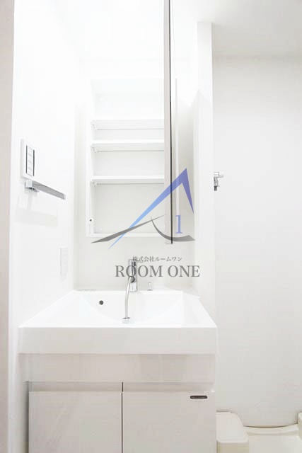 洗面設備　洗面台です。
