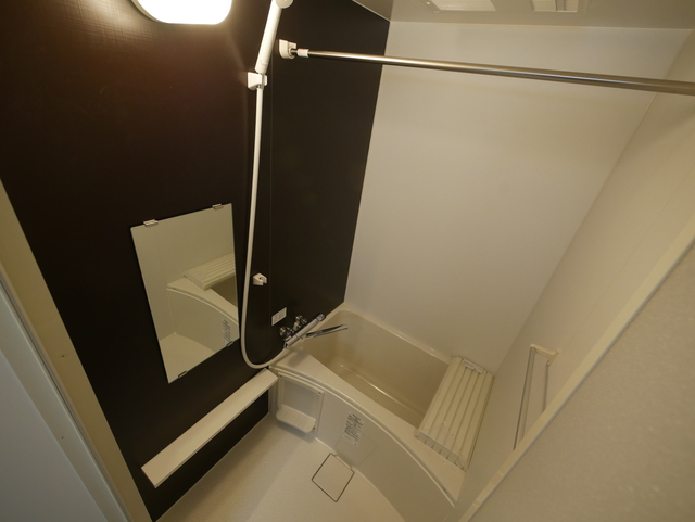 バス・シャワールーム　★清潔感のあるお風呂です★