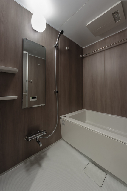 バス・シャワールーム　※写真は同タイプ住戸です。