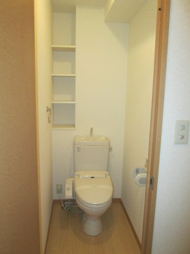 トイレ　退去予定のため他部屋参考写真