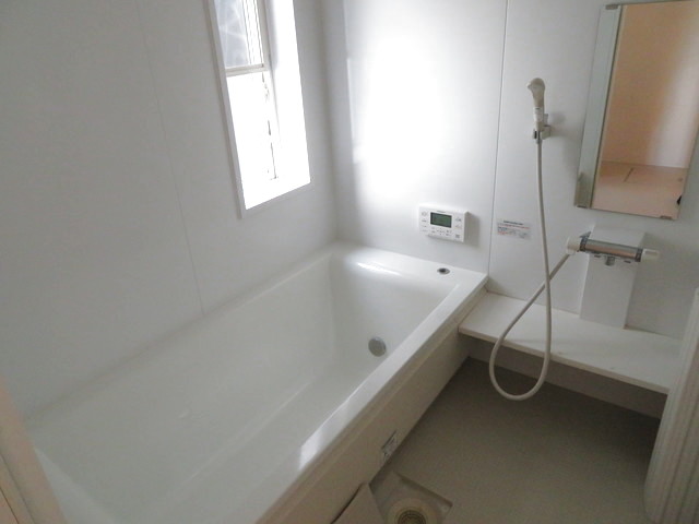 バス・シャワールーム　【参考画像】