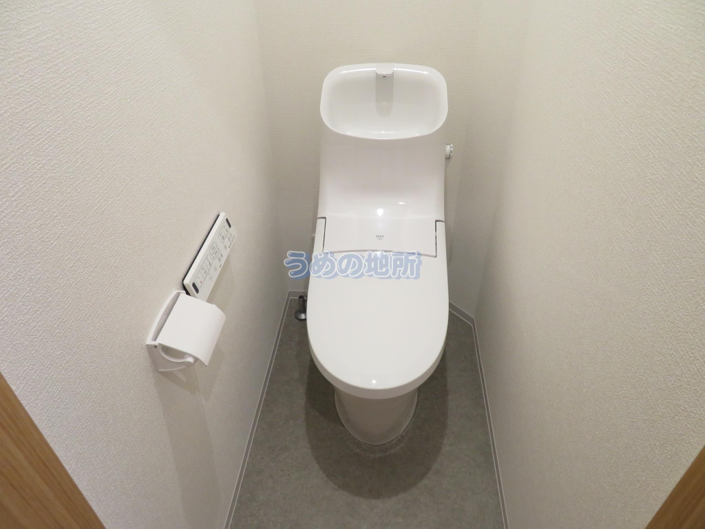 トイレ　トイレ