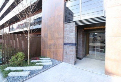 エントランス　きれいなエントランス！