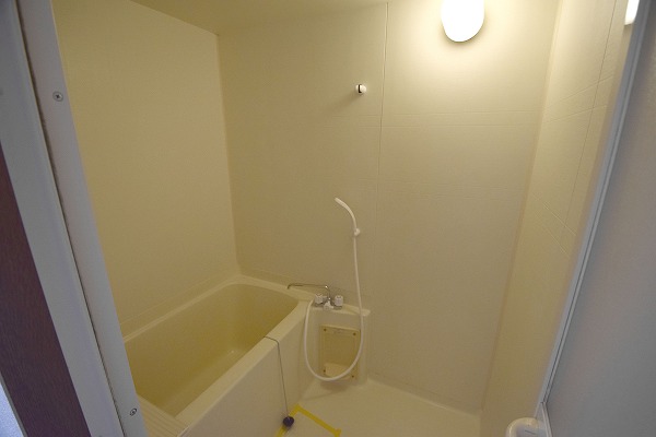 バス・シャワールーム　１０３号室の写真です