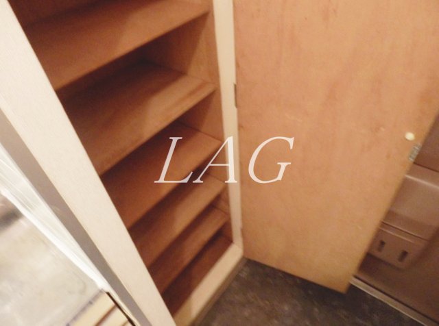 収納　シューズボックスです。