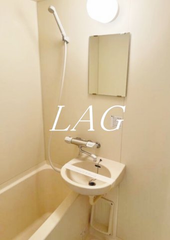 バス・シャワールーム　お風呂です。