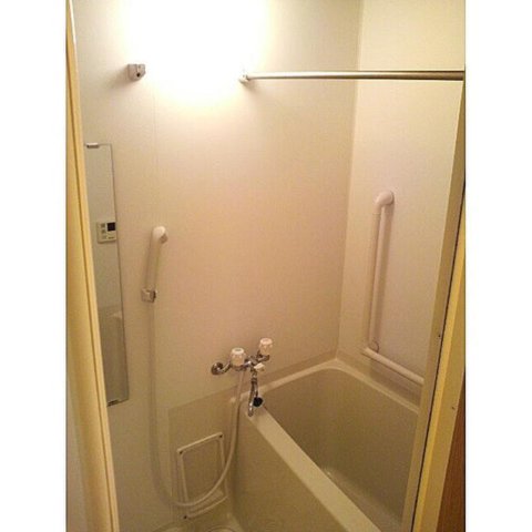 バス・シャワールーム　浴室