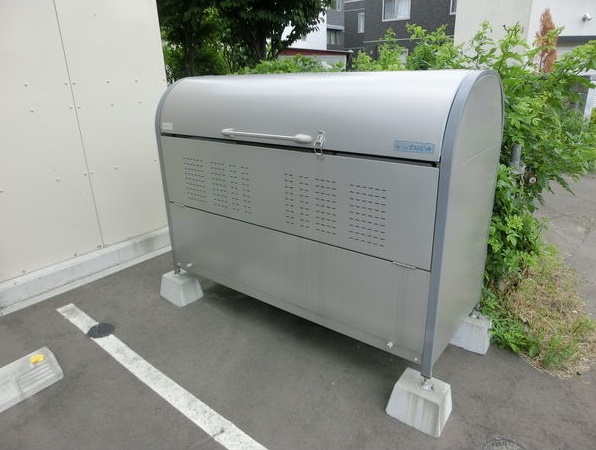 その他　忙しい朝に便利なダストボックスです♪