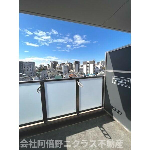 バルコニー　内装は別階の参考写真です。