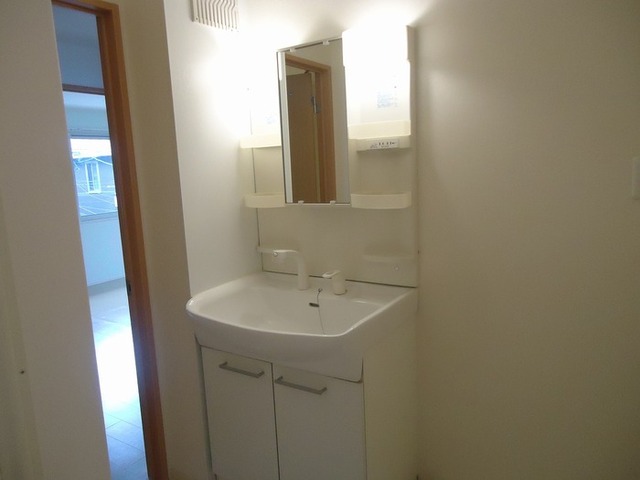 洗面設備　Ａ２０１：洗髪洗面化粧台