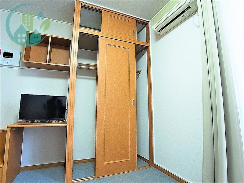 収納　レオパレスみかけ（家具・家電付、仲介手数料不要）