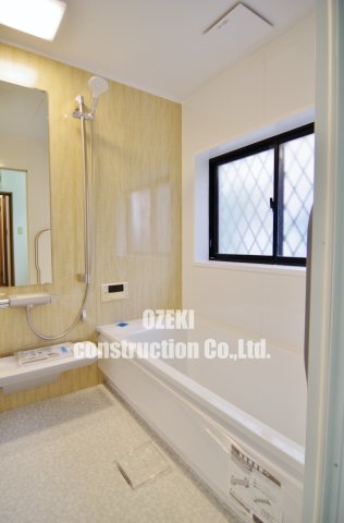 バス・シャワールーム　弊社ホームページに写真がたくさんあります♪