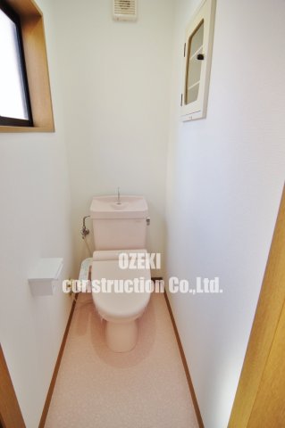 トイレ　1・2階にトイレがあります♪